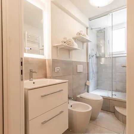 Al Centro - Affitti Brevi Italia Modène